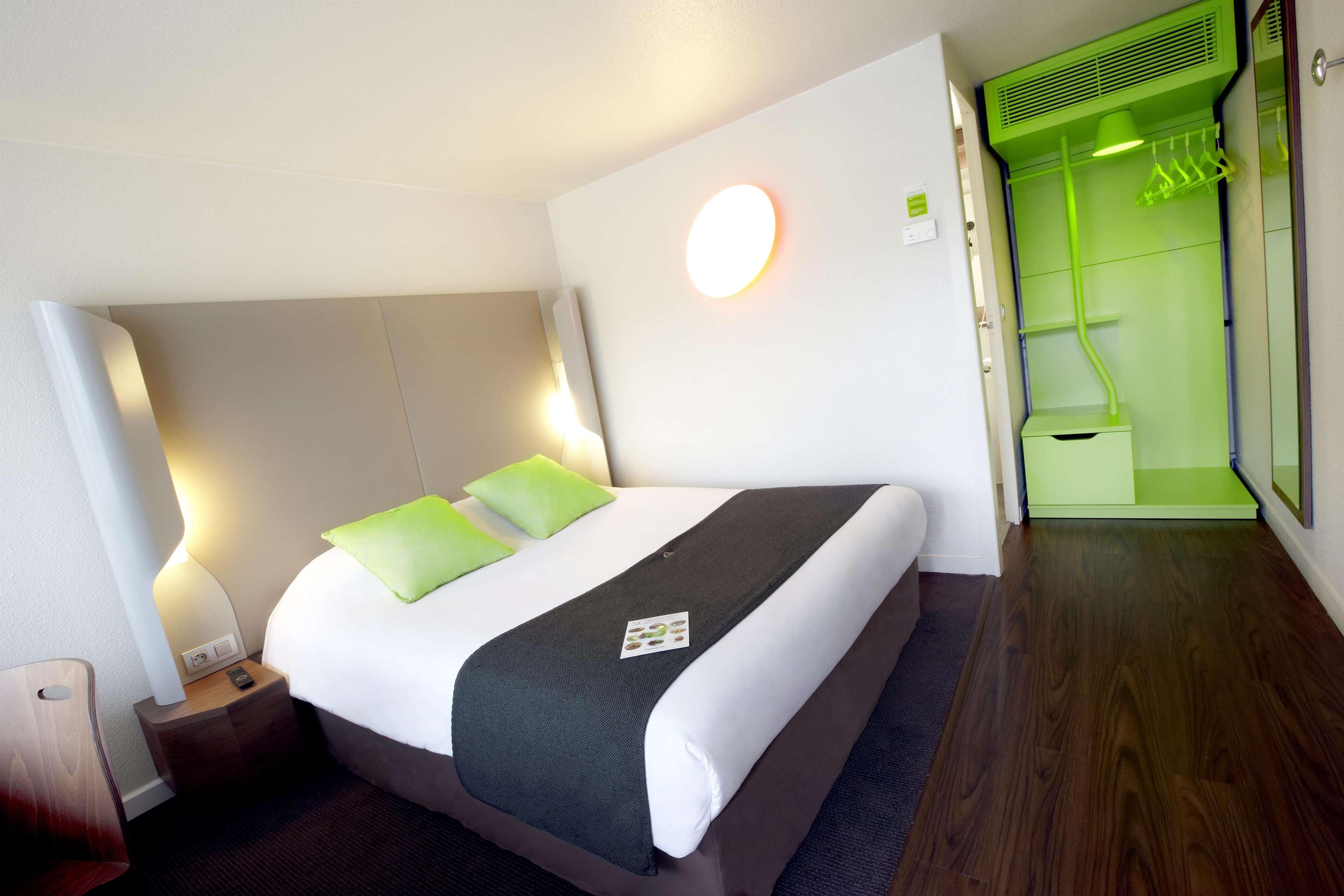 Campanile Lille Nord Hotel